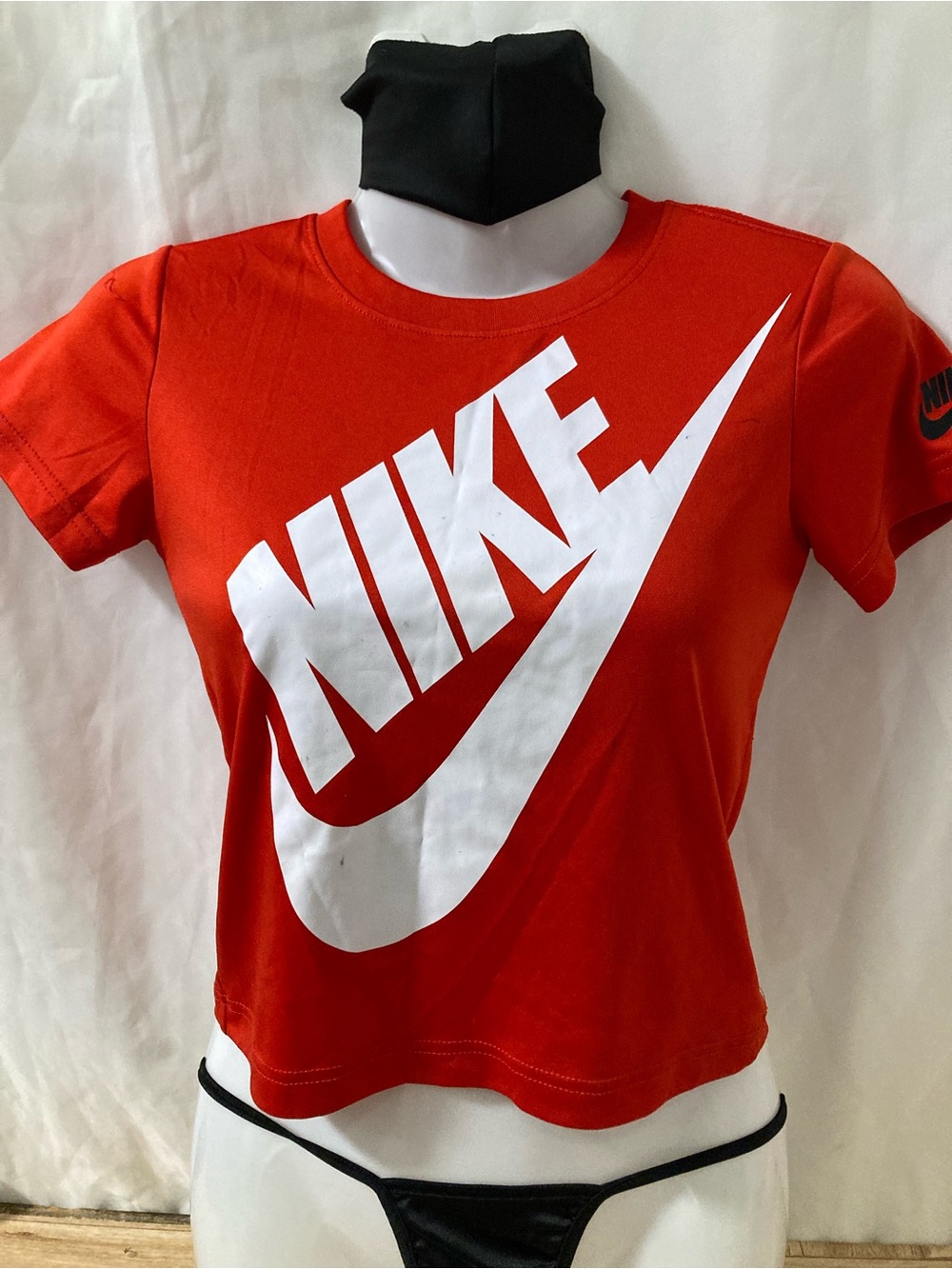 Nike Red Oversized Logo Crop T-Shirt Kids 5–6Y / Women’s XXS